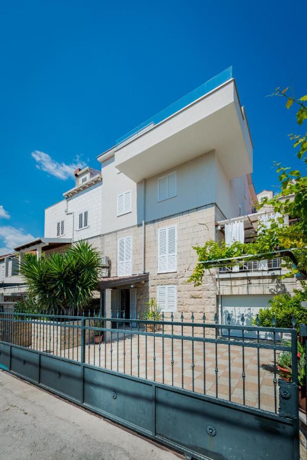 Superior Stunning Apartment Gravosa With A Free Parking Dubrovnik Ngoại thất bức ảnh