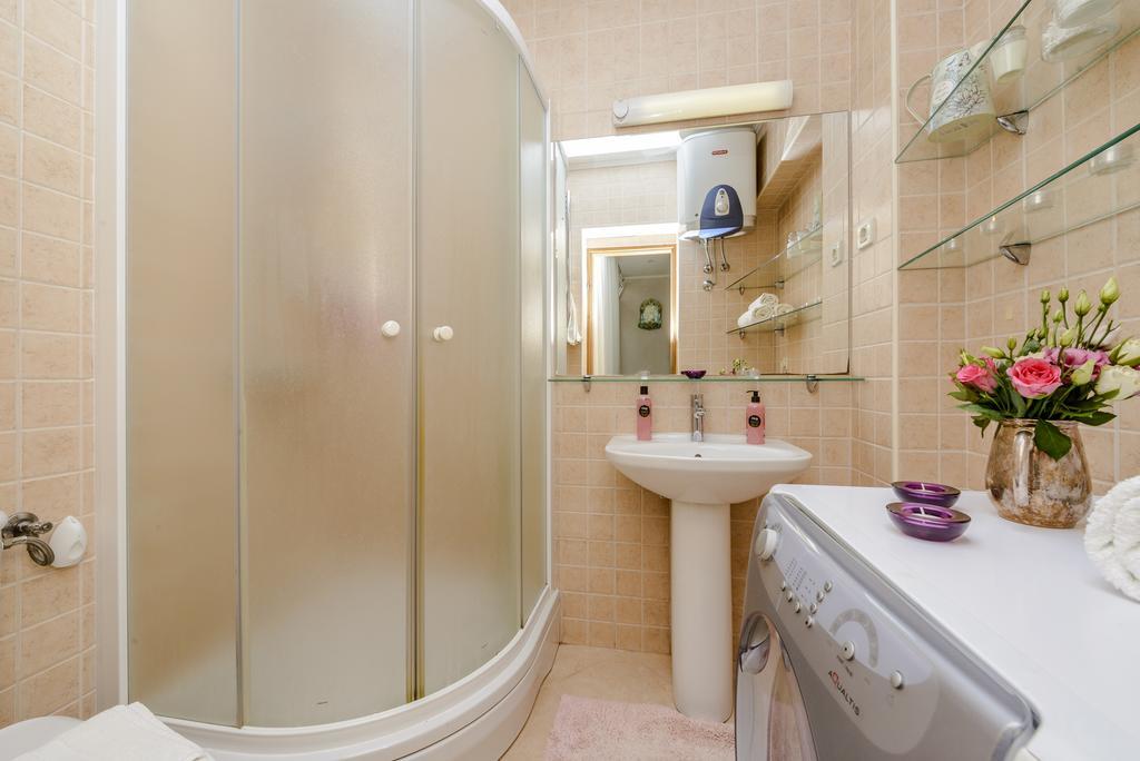 Superior Stunning Apartment Gravosa With A Free Parking Dubrovnik Ngoại thất bức ảnh