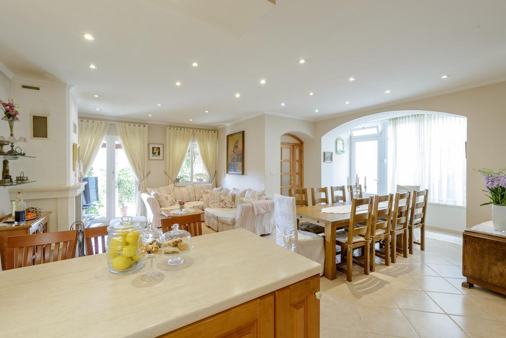 Superior Stunning Apartment Gravosa With A Free Parking Dubrovnik Ngoại thất bức ảnh