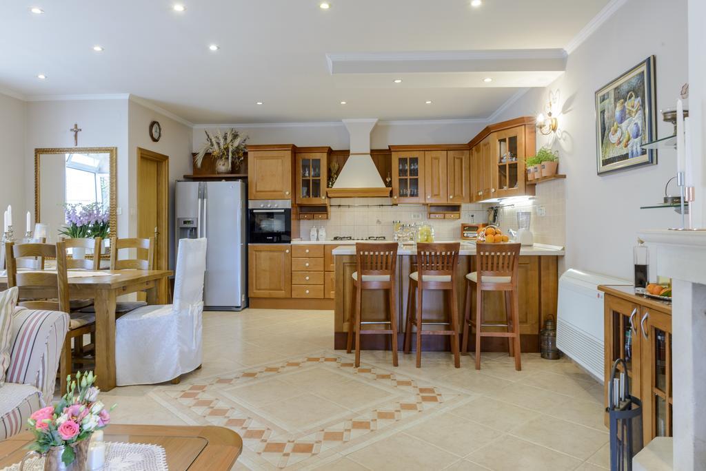 Superior Stunning Apartment Gravosa With A Free Parking Dubrovnik Ngoại thất bức ảnh