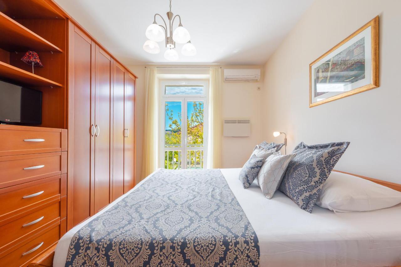 Superior Stunning Apartment Gravosa With A Free Parking Dubrovnik Ngoại thất bức ảnh