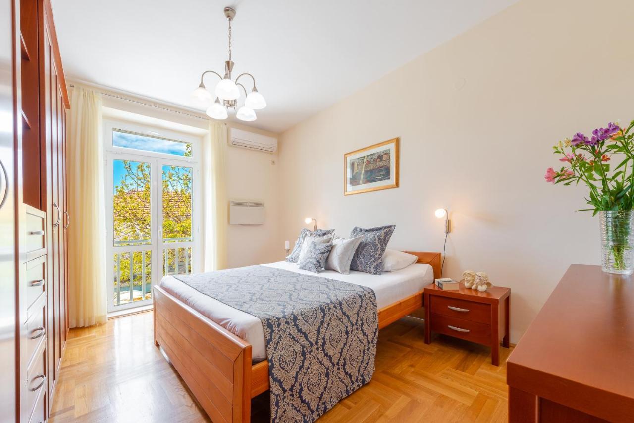Superior Stunning Apartment Gravosa With A Free Parking Dubrovnik Ngoại thất bức ảnh